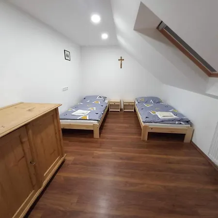 Apartment Beck Pince Hajos