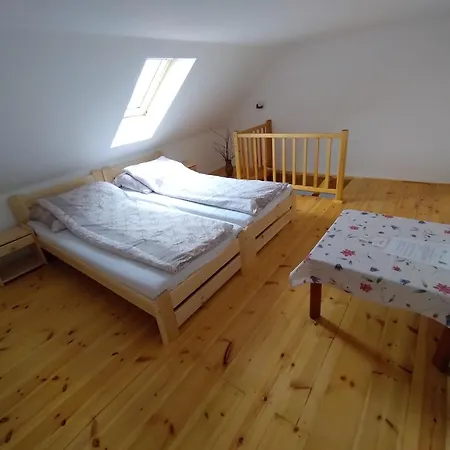 Apartment Beck Pince Hajos