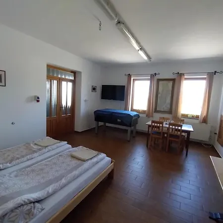 Beck Pince Apartmán *